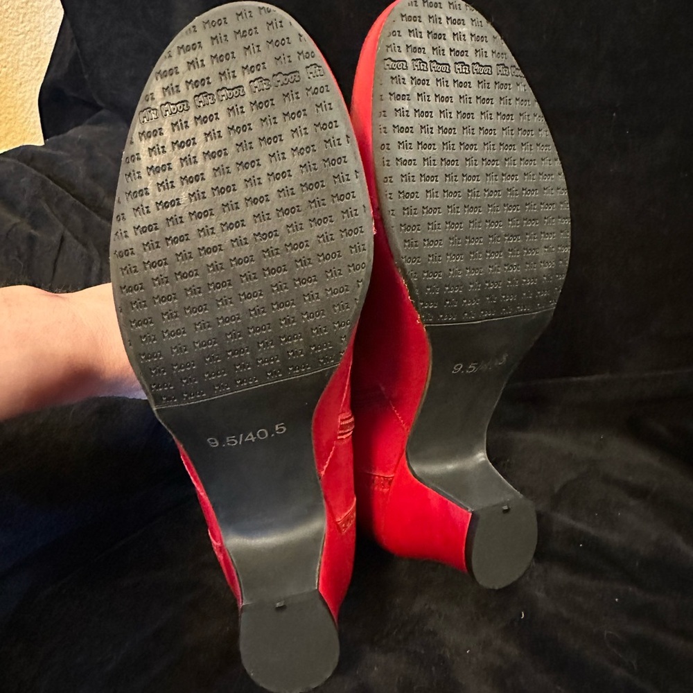 NWT Miz Mooz Red Kid Leather Women's Boots, Size 9.5 - Picture 6 of 12